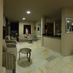Gold Twins Boutique Готель 3*