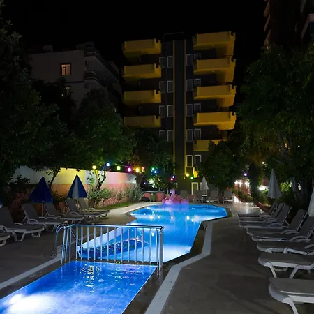 Gold Twins Boutique Готель