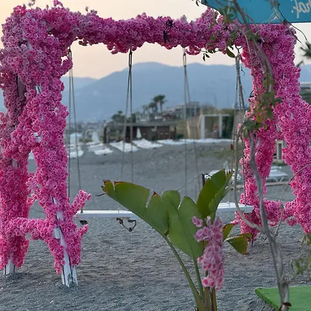 Ξενοδοχείο Gold Twins Boutique 3*