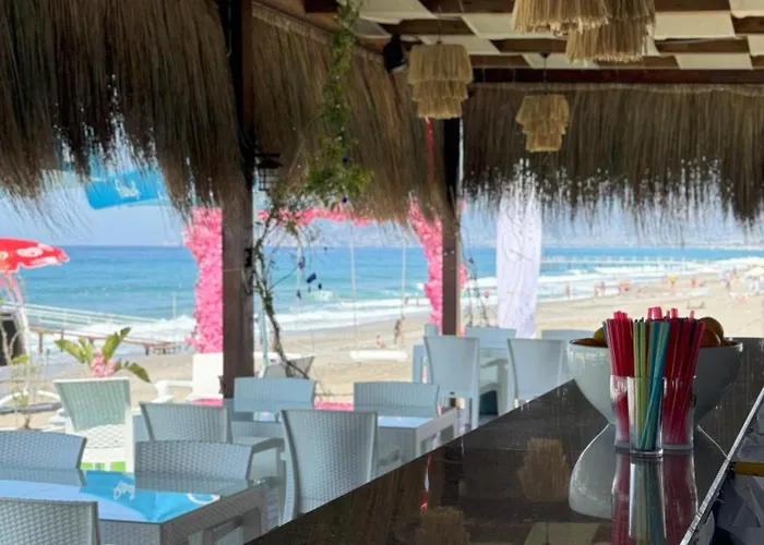 Gold Twins Boutique Аланія